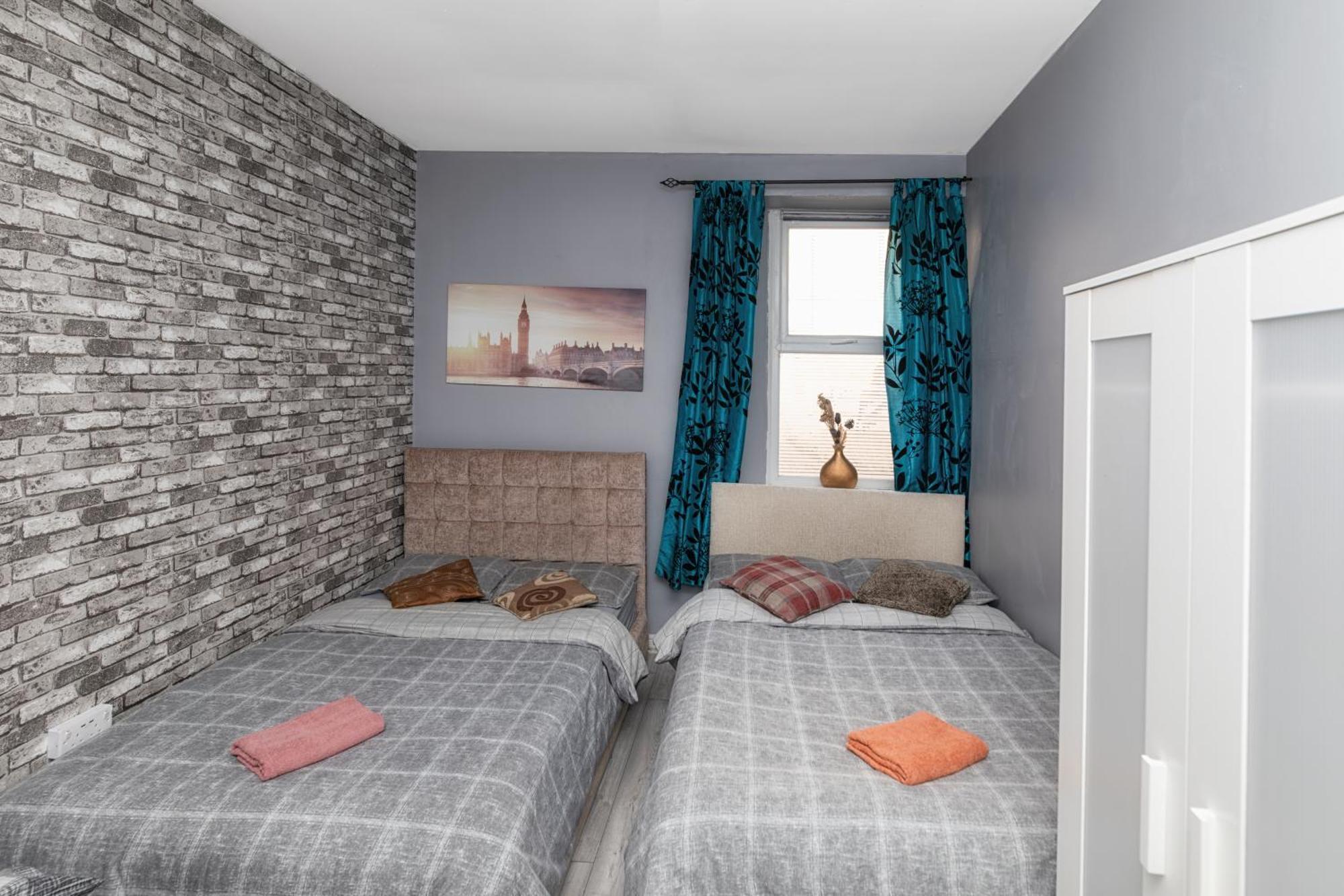 Newcastle City Centre Super Spacious Town House Free Parking And Wi-Fi 외부 사진
