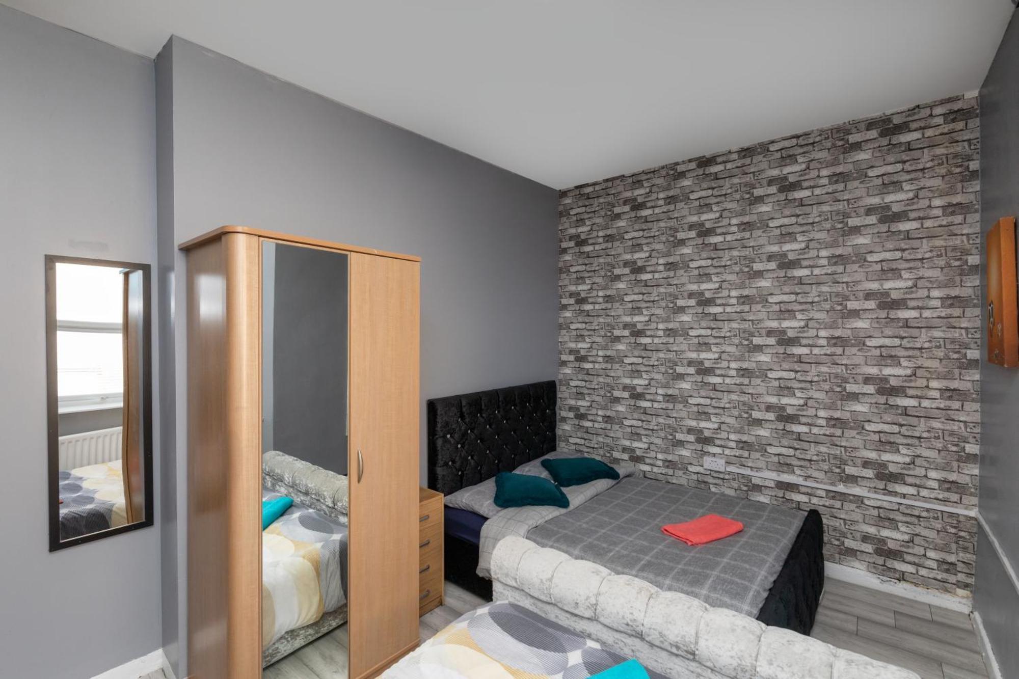 Newcastle City Centre Super Spacious Town House Free Parking And Wi-Fi 외부 사진