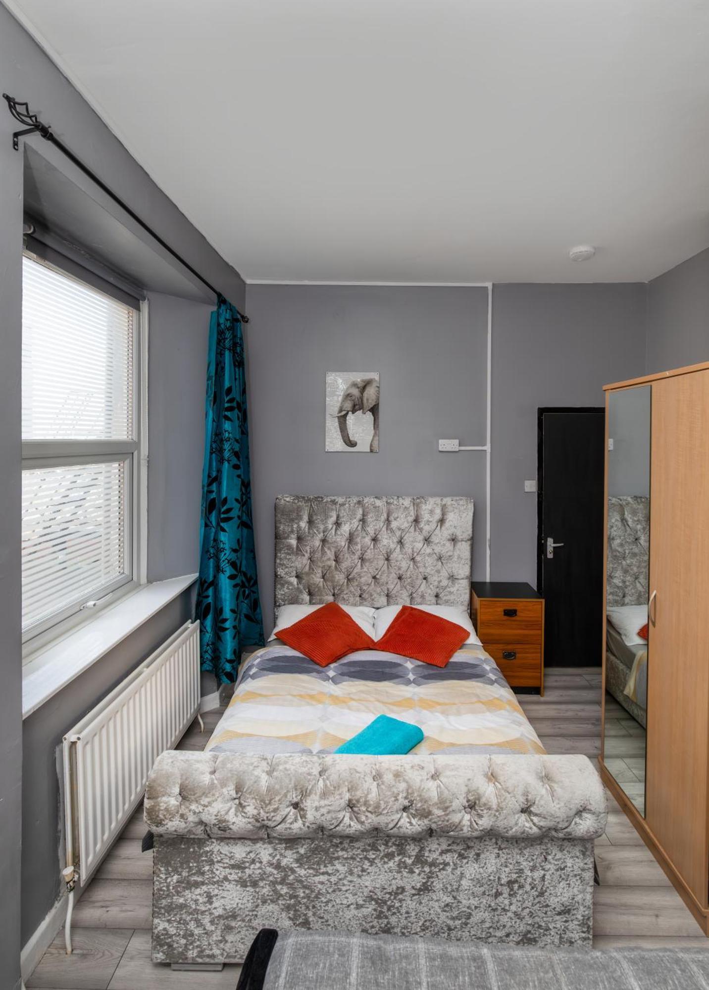 Newcastle City Centre Super Spacious Town House Free Parking And Wi-Fi 외부 사진
